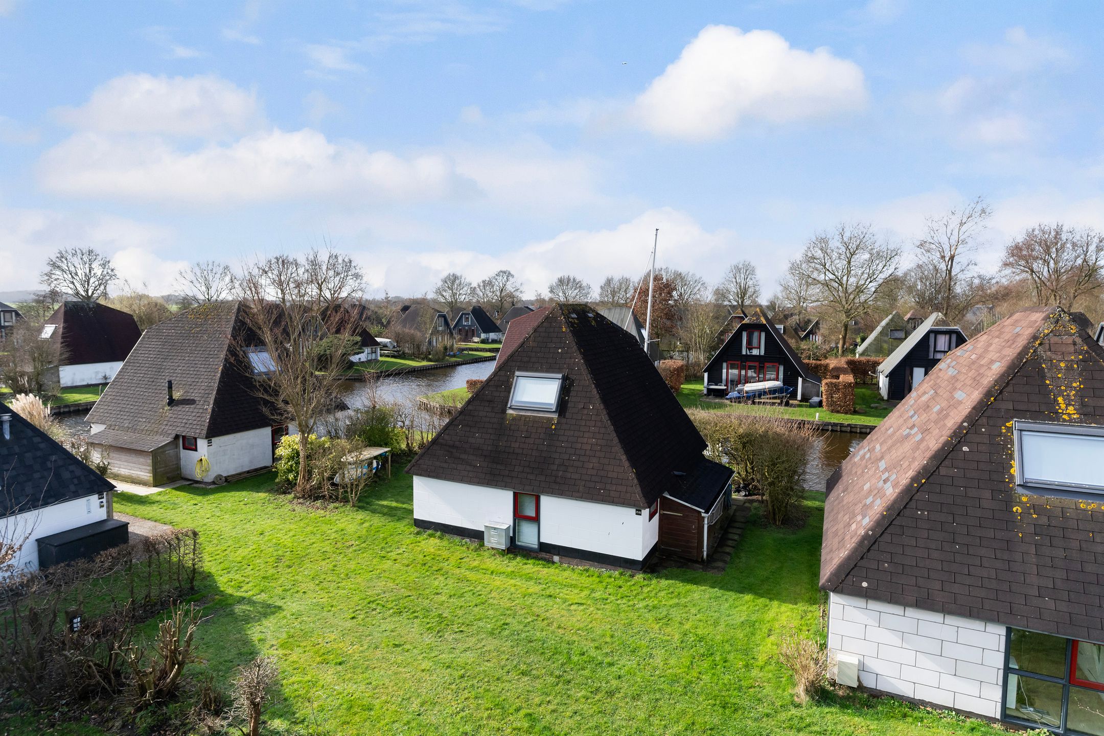 Foto 33 van Sleatemar 25