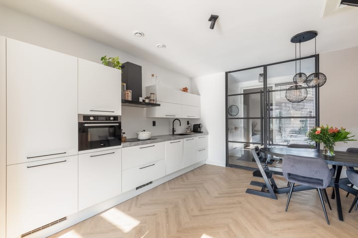 Foto 3 van Schipholstraat 88