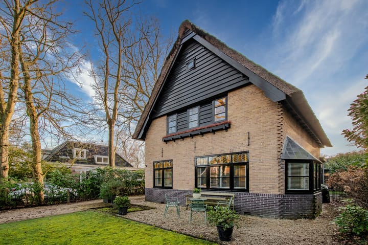 Photo 2 of Dorpsstraat 60