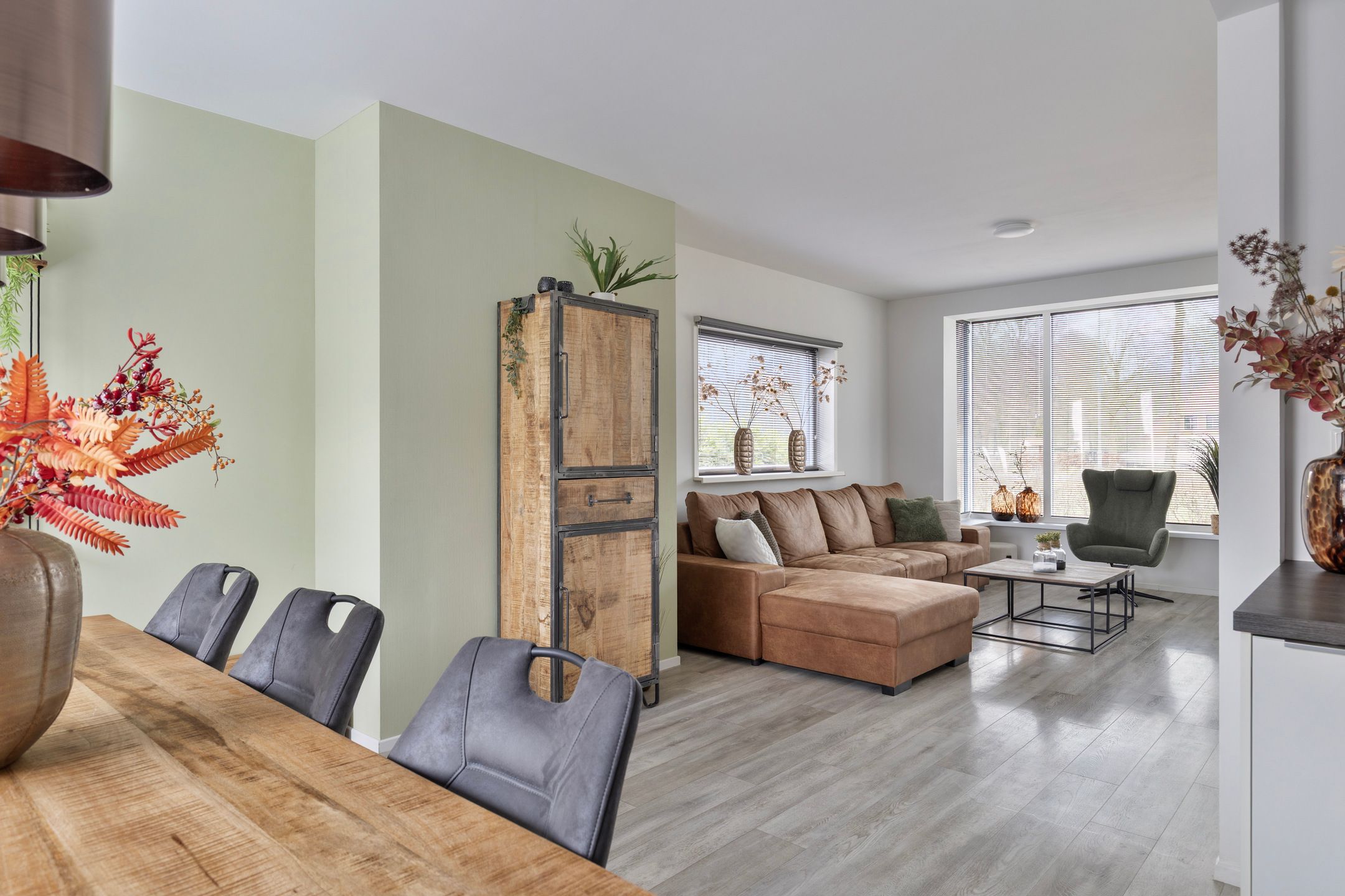 Foto 12 van Midwolderweg 17-B