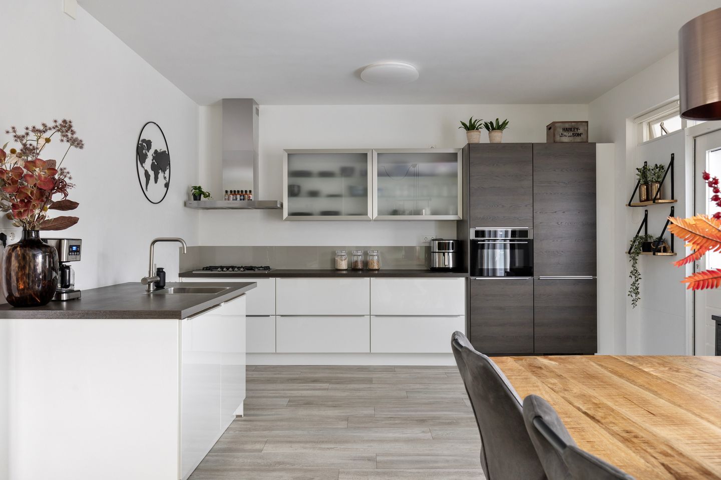 Foto 14 van Midwolderweg 17-B