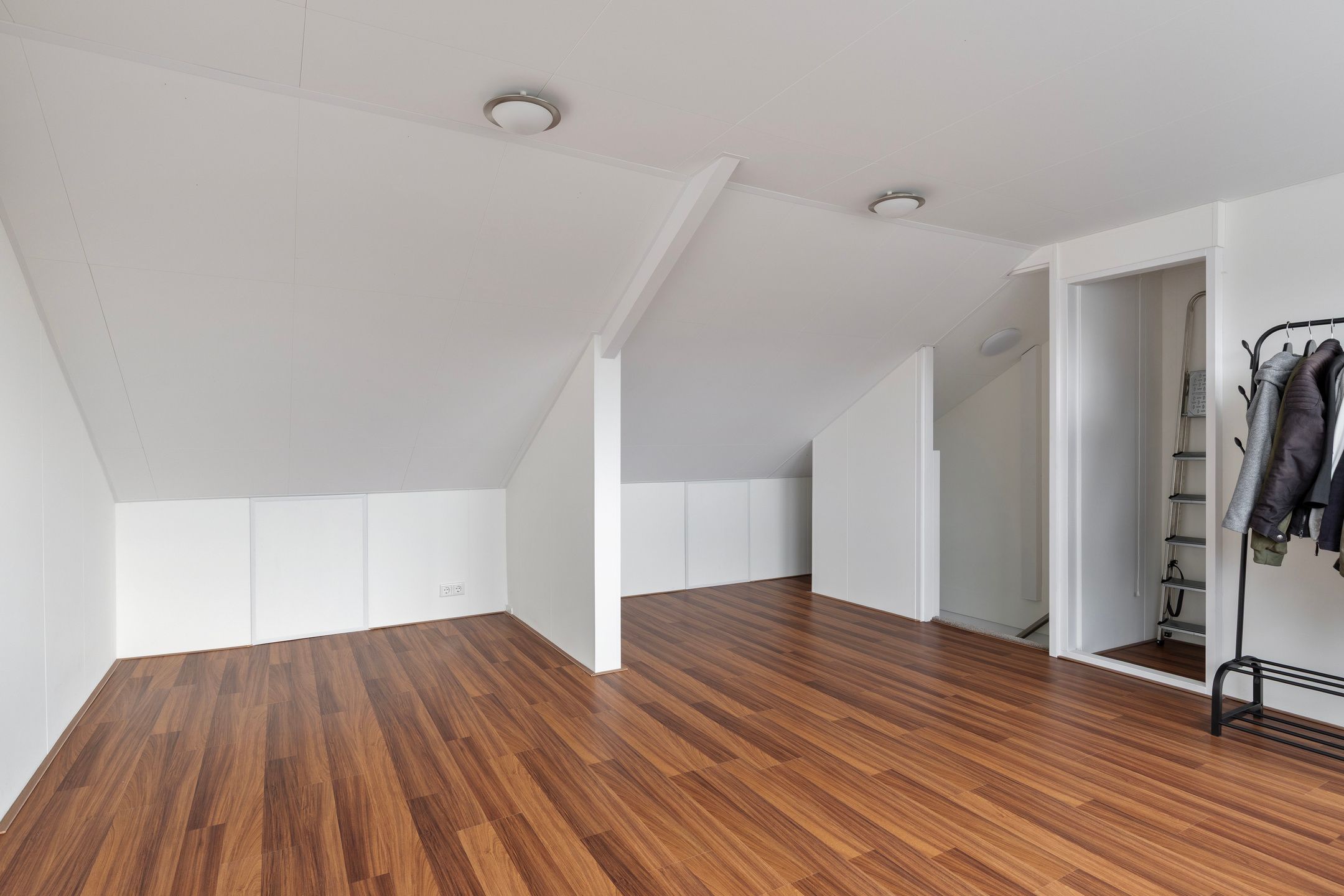 Foto 33 van Midwolderweg 17-B