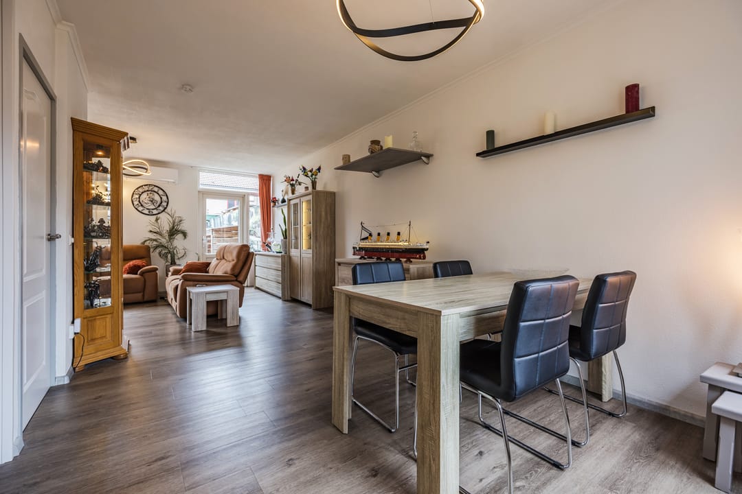 Photo 2 of Lepelaarstraat 75