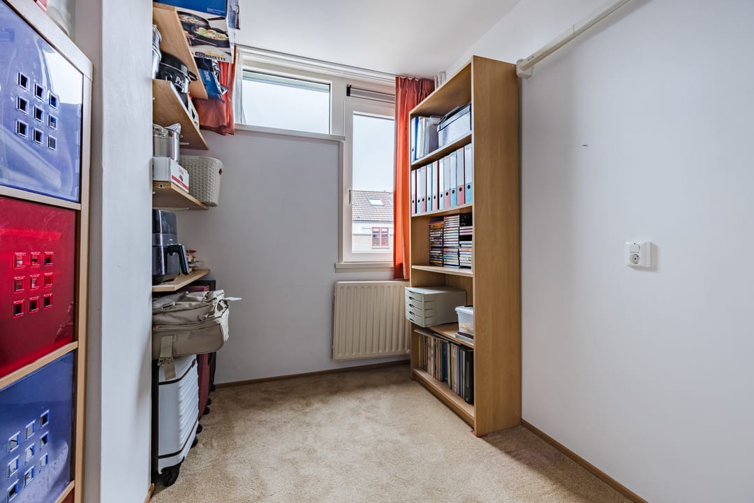 Photo 16 of Lepelaarstraat 75