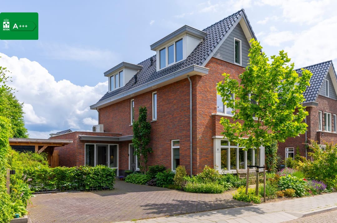 Foto 1 van Bessenland 8