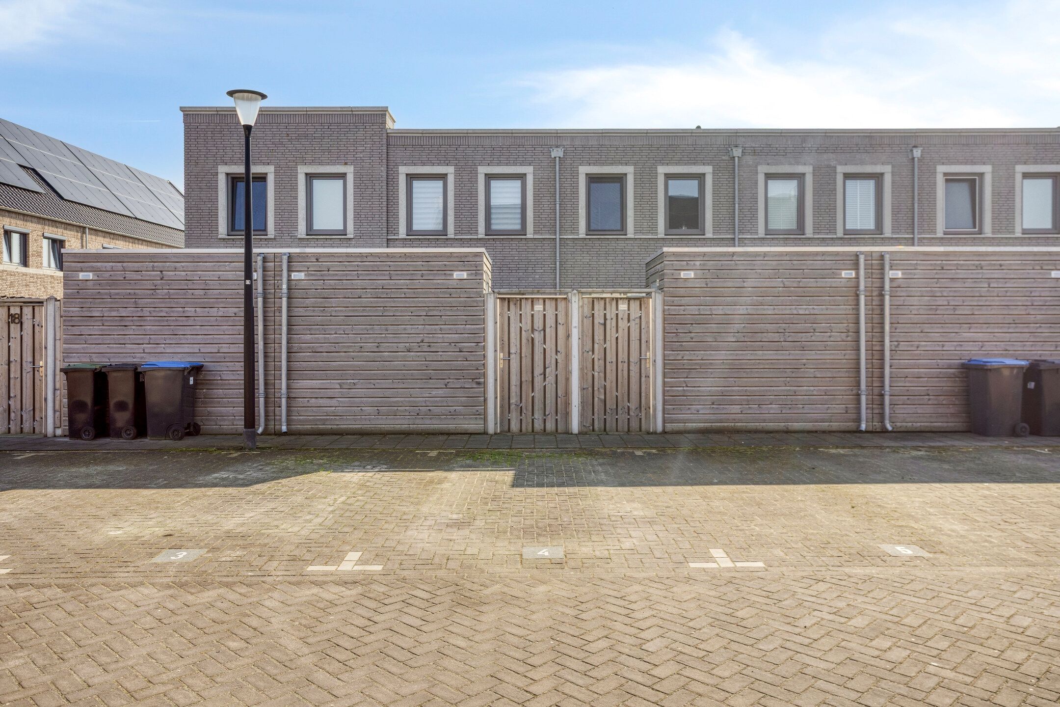 Photo 27 of Leemsbroek 3-C