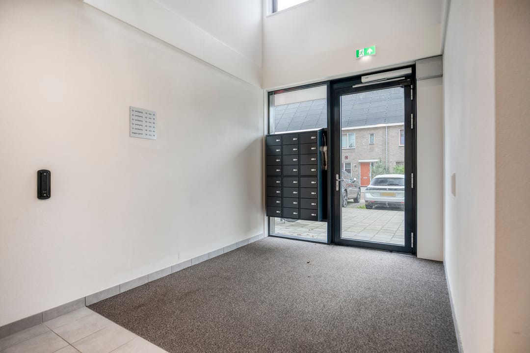 Photo 7 of Waterleliestraat 60
