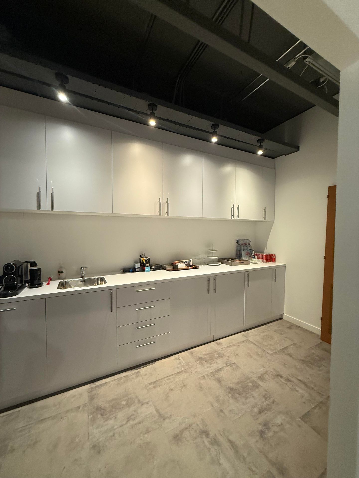 Bekijk foto 2 van Frankfurtstraat 10-16