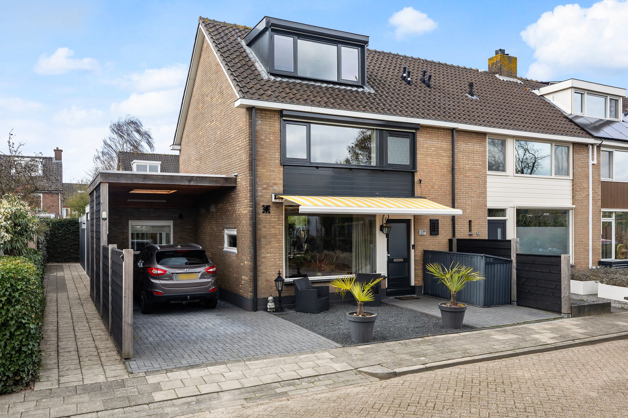 Buying a house in The Netherlands., Maria van Boechoutlaan 39