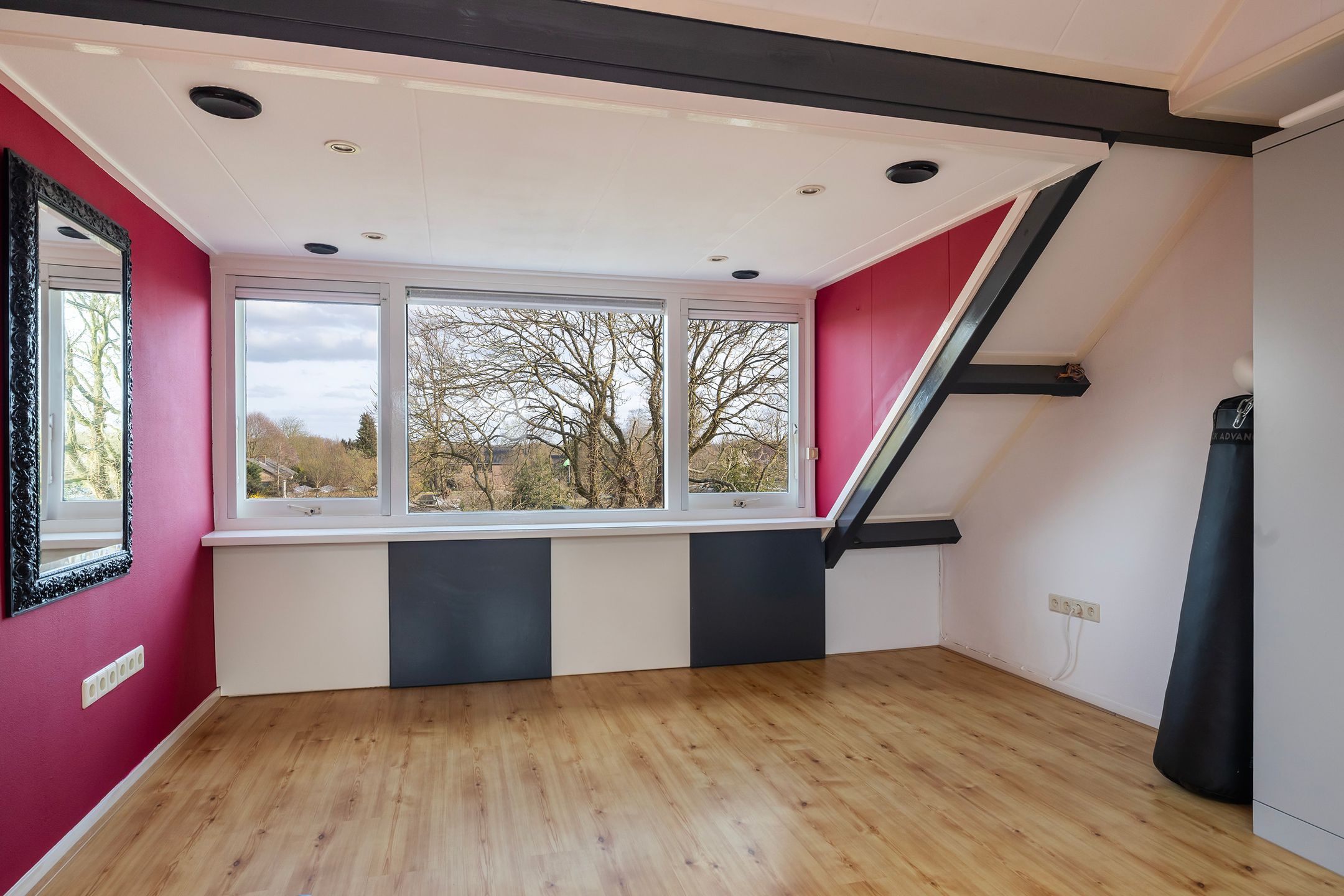 Foto 33 van Maria van Boechoutlaan 39