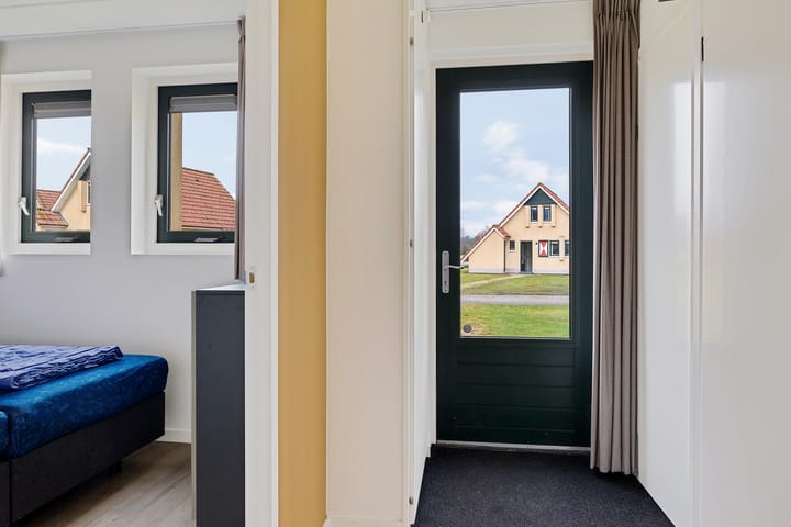 Vrijstaande woning te koop: Oranjekanaal NZ 10-0010, Wezuperbrug