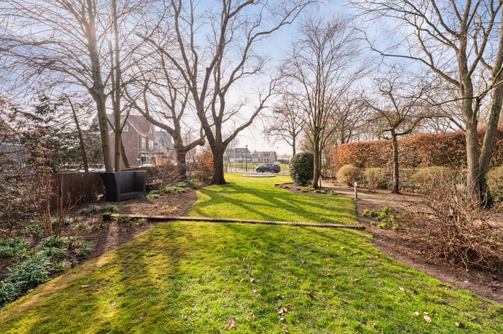 Foto 2 van Burgemeester van Engelenweg 171