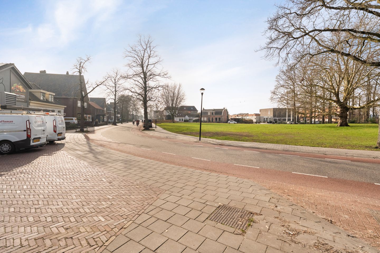 Photo 4 of Burgemeester van Engelenweg 171