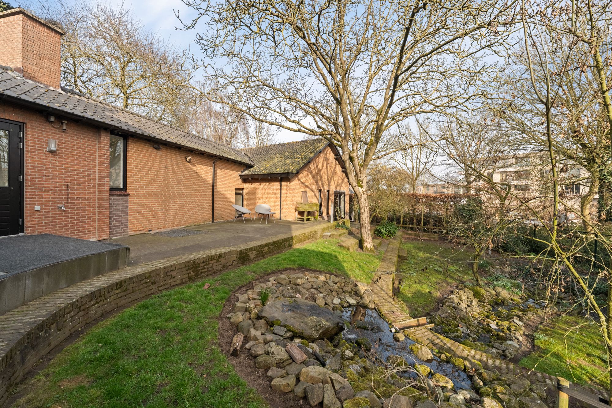 Photo 24 of Burgemeester van Engelenweg 171