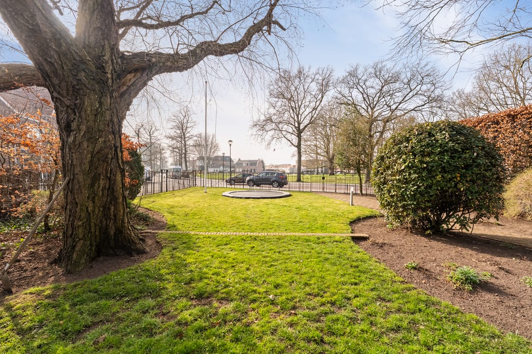 Photo 26 of Burgemeester van Engelenweg 171