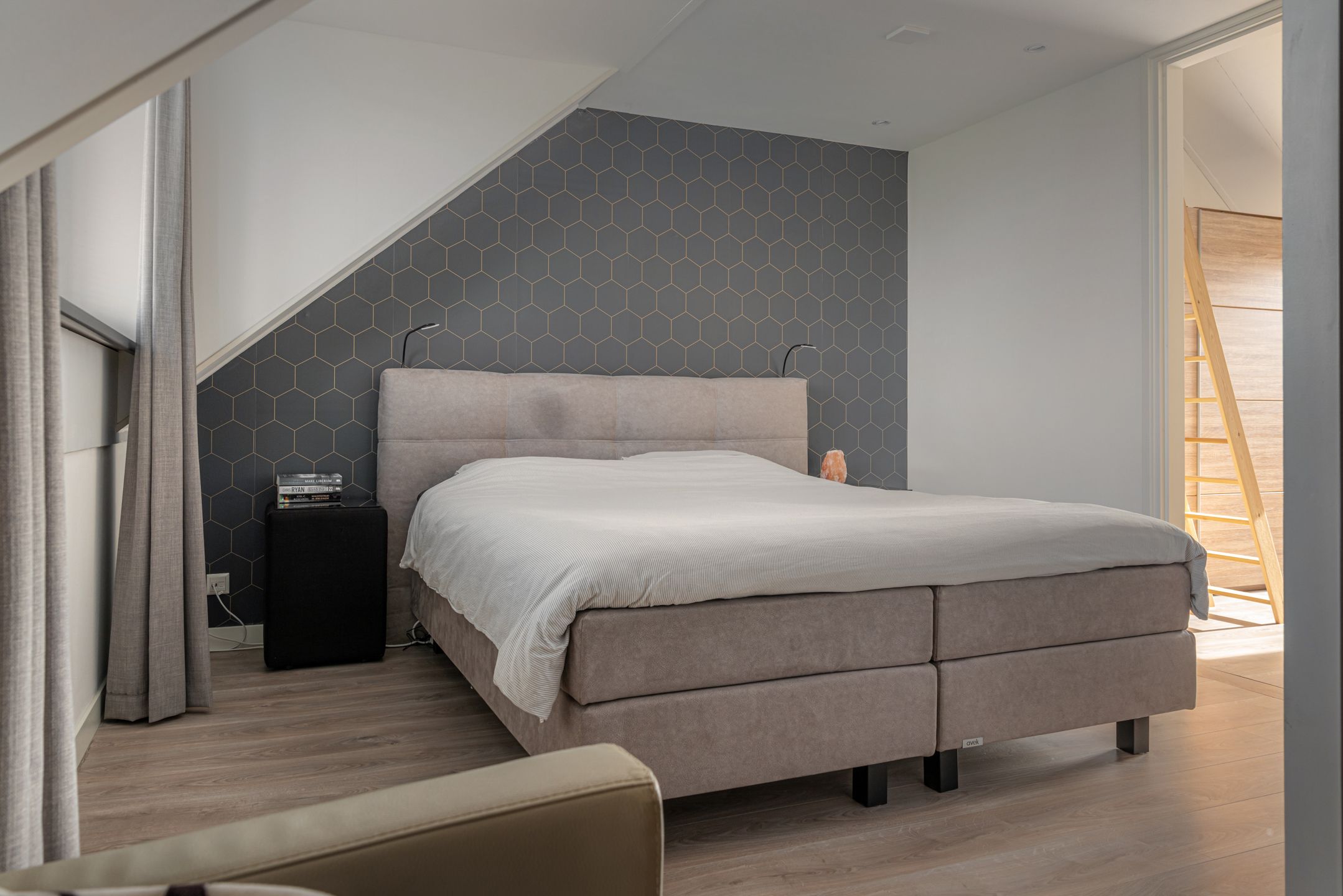 Foto 30 van Tamboer 15