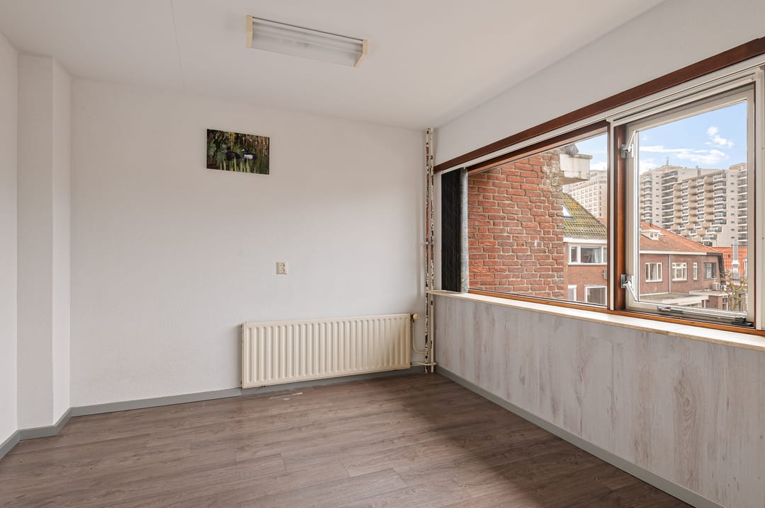 Photo 17 of Maarten Kruytstraat 6