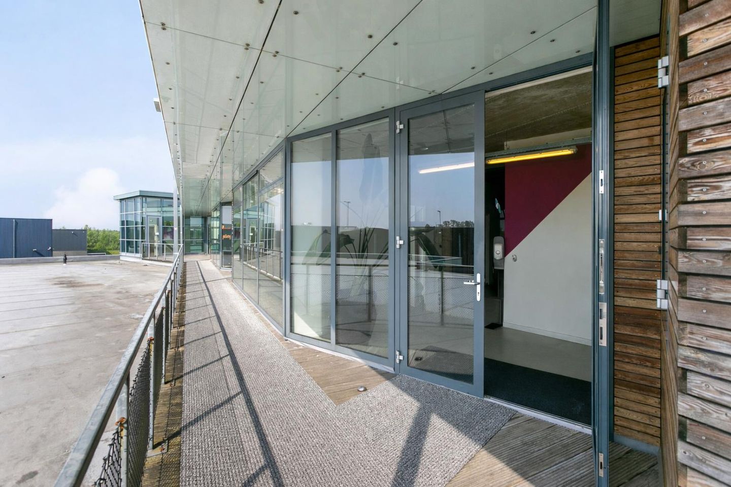 Bekijk foto 4 van Neerloopweg 23