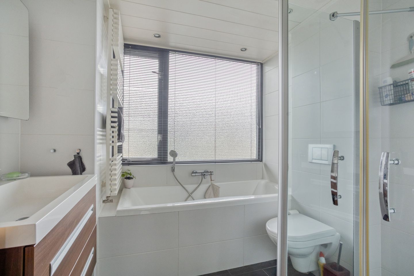 Photo 19 of Boorn 52