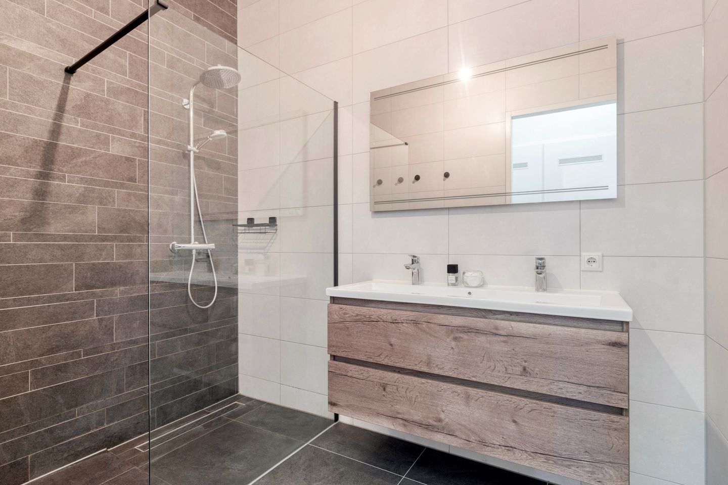 Foto 4 van Carel Willinkstraat 10