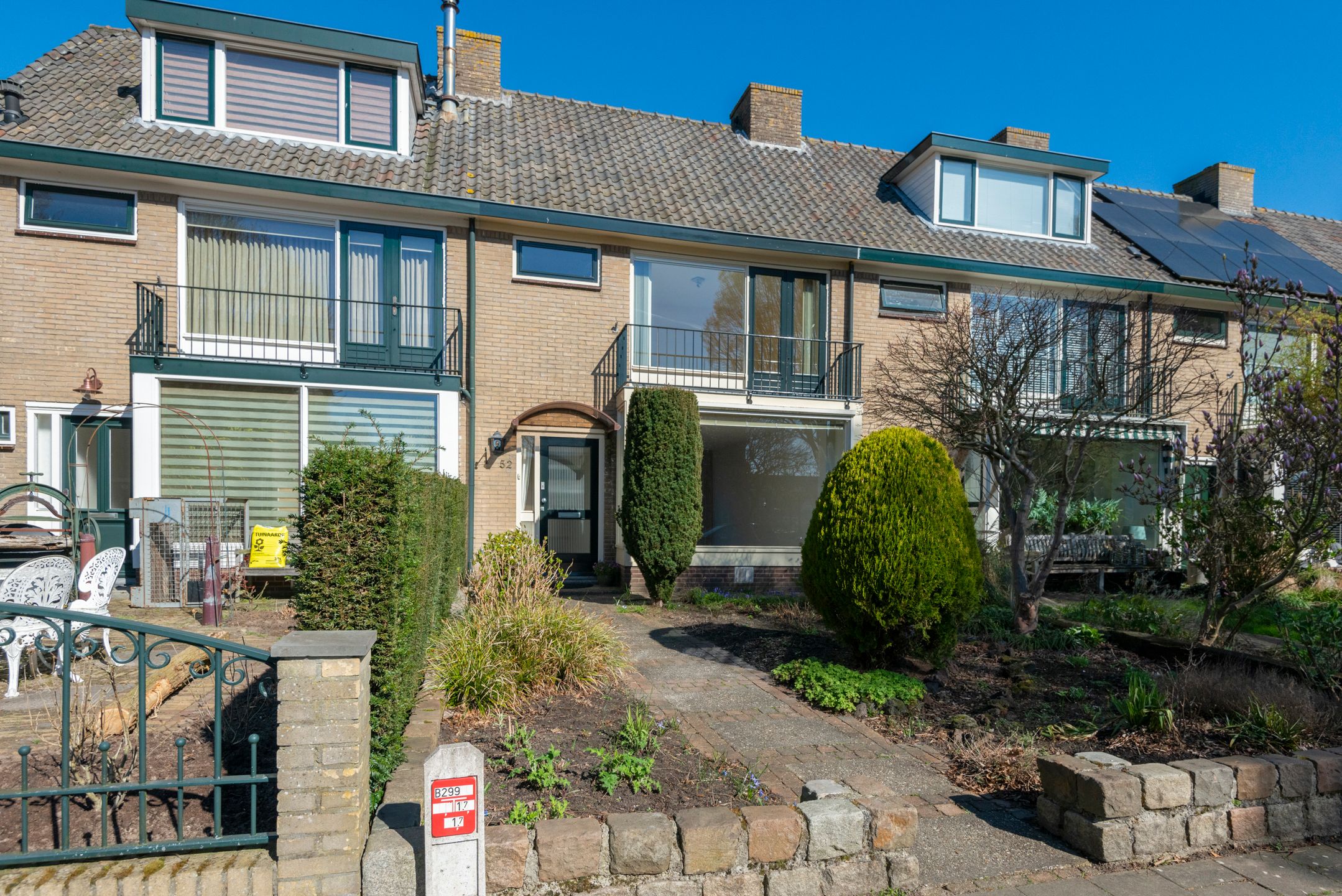 Buying a house in The Netherlands., Raadhuislaan 52