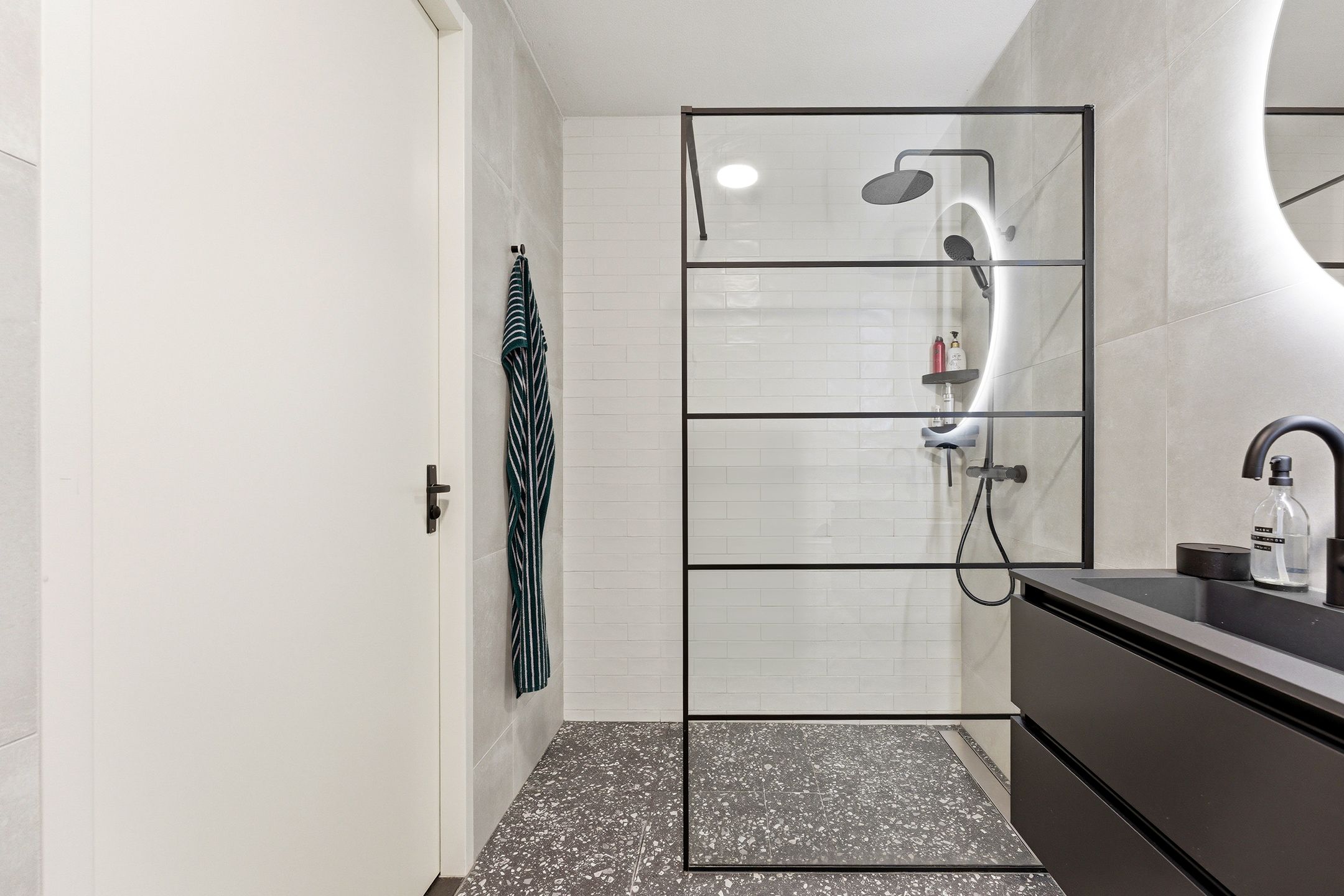 Foto 30 van Sint-Jobskade 200