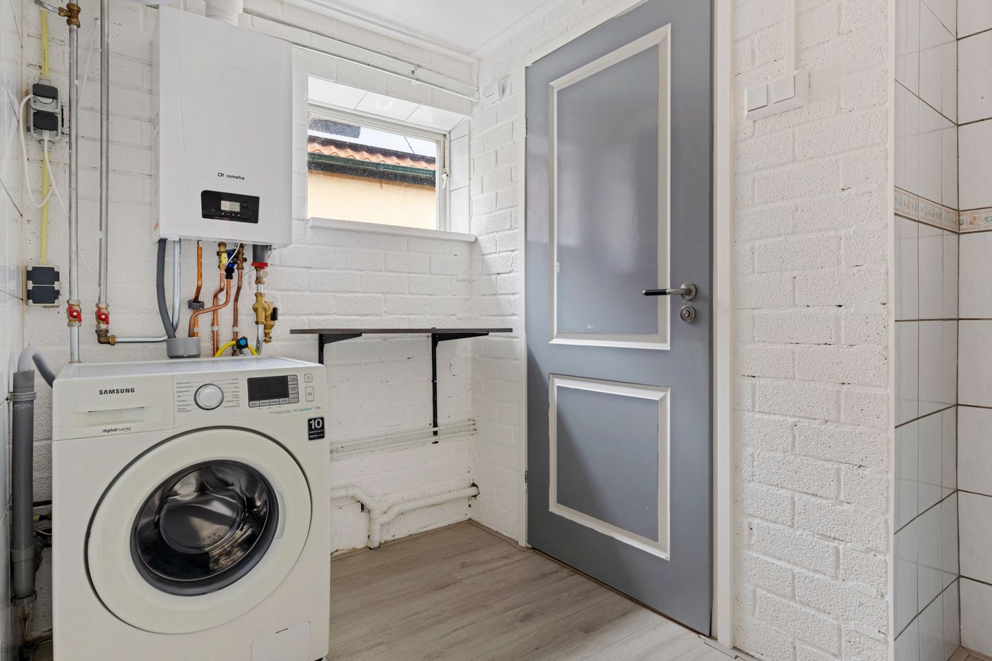 Photo 20 of Hoofdstraat 21