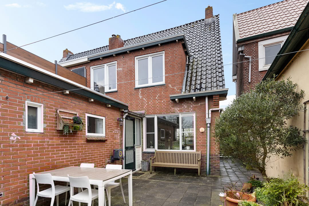 Photo 37 of Hoofdstraat 21