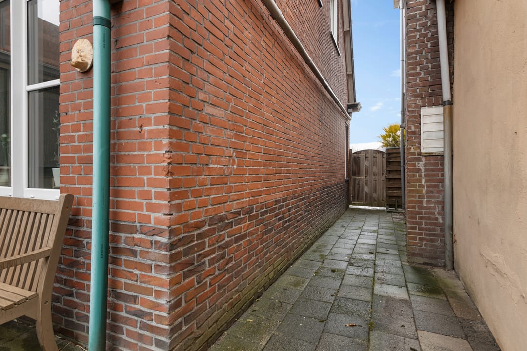 Photo 38 of Hoofdstraat 21