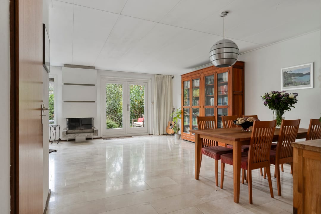 Foto 7 van Smaragd 42