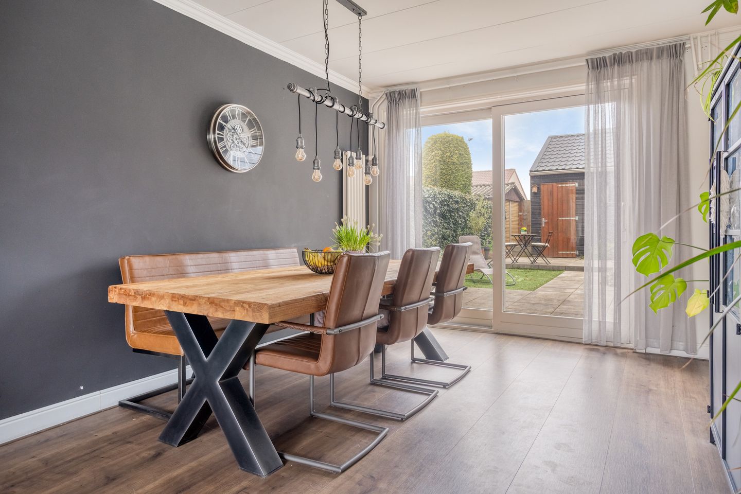 Spacious Detached Home in Axel with Double Garage — 11