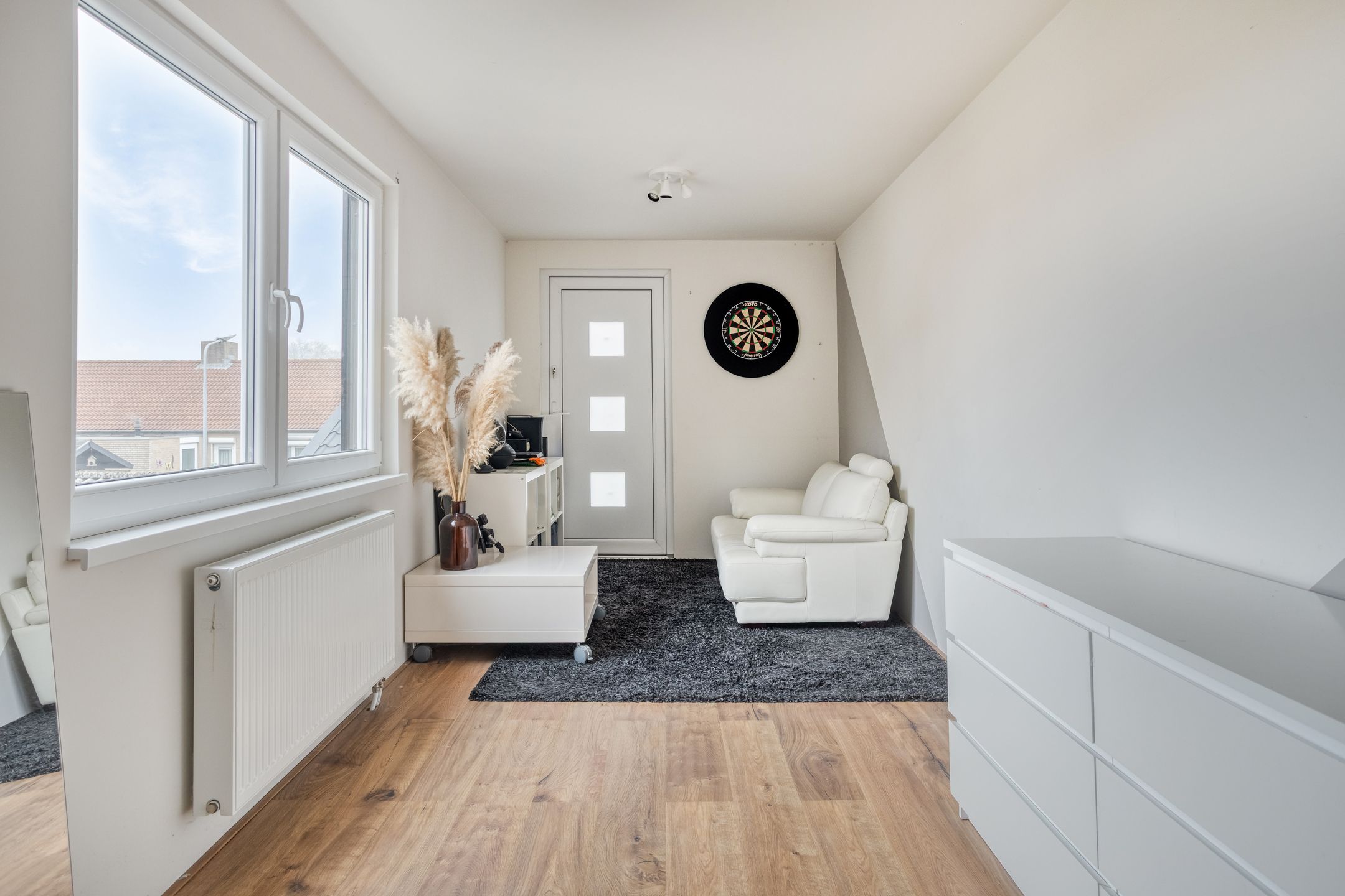 Spacious Detached Home in Axel with Double Garage — 30
