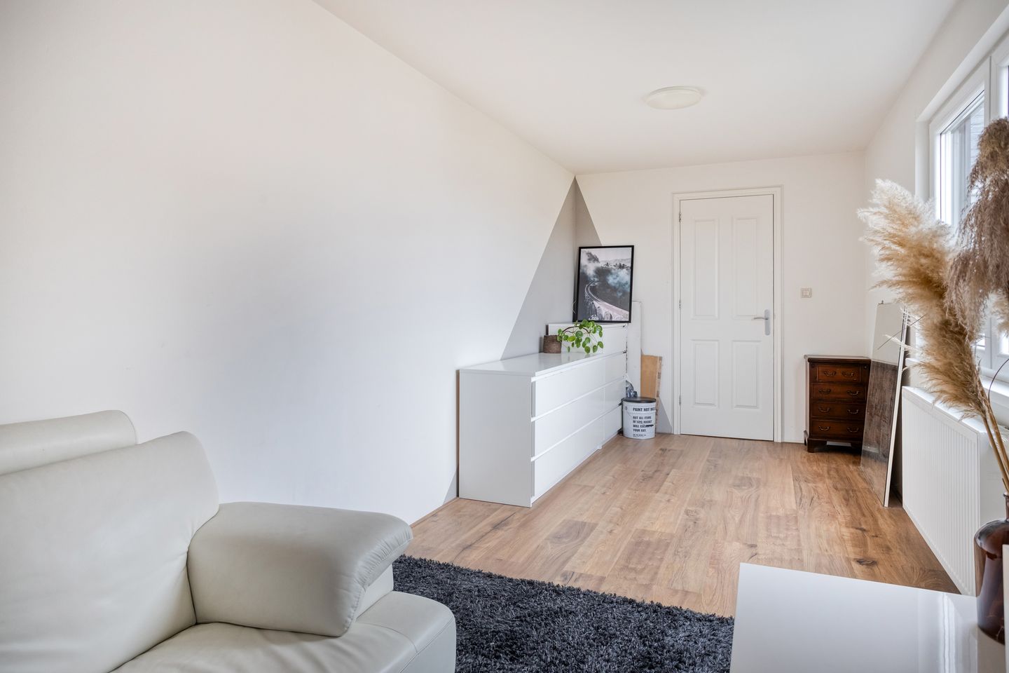 Spacious Detached Home in Axel with Double Garage — 31