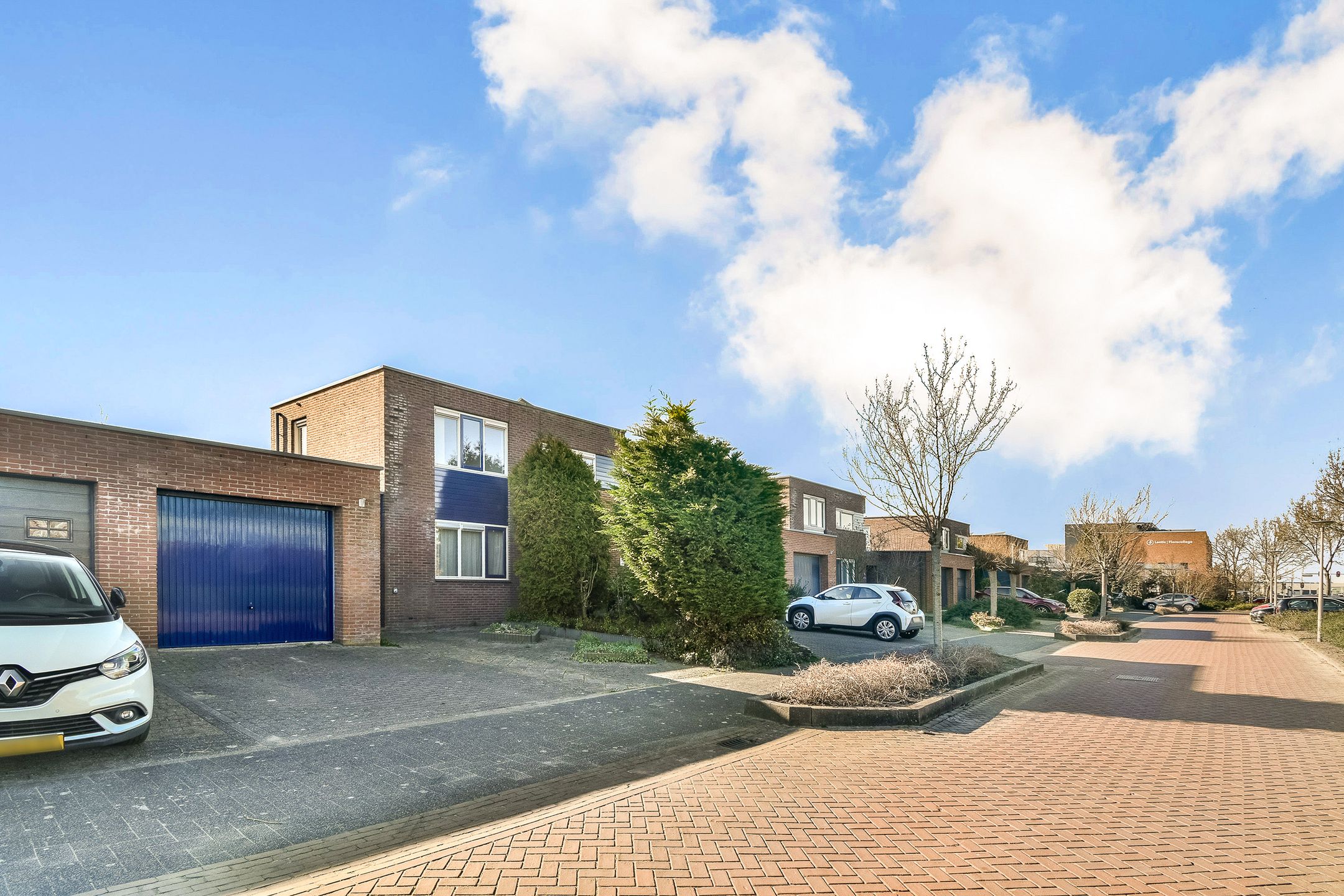 Buying a house in The Netherlands., Burgemeester Elsenpark 8