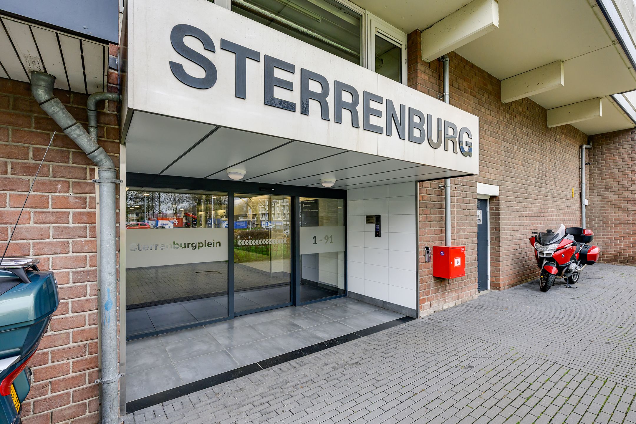 Foto 3 van Sterrenburgplein 40