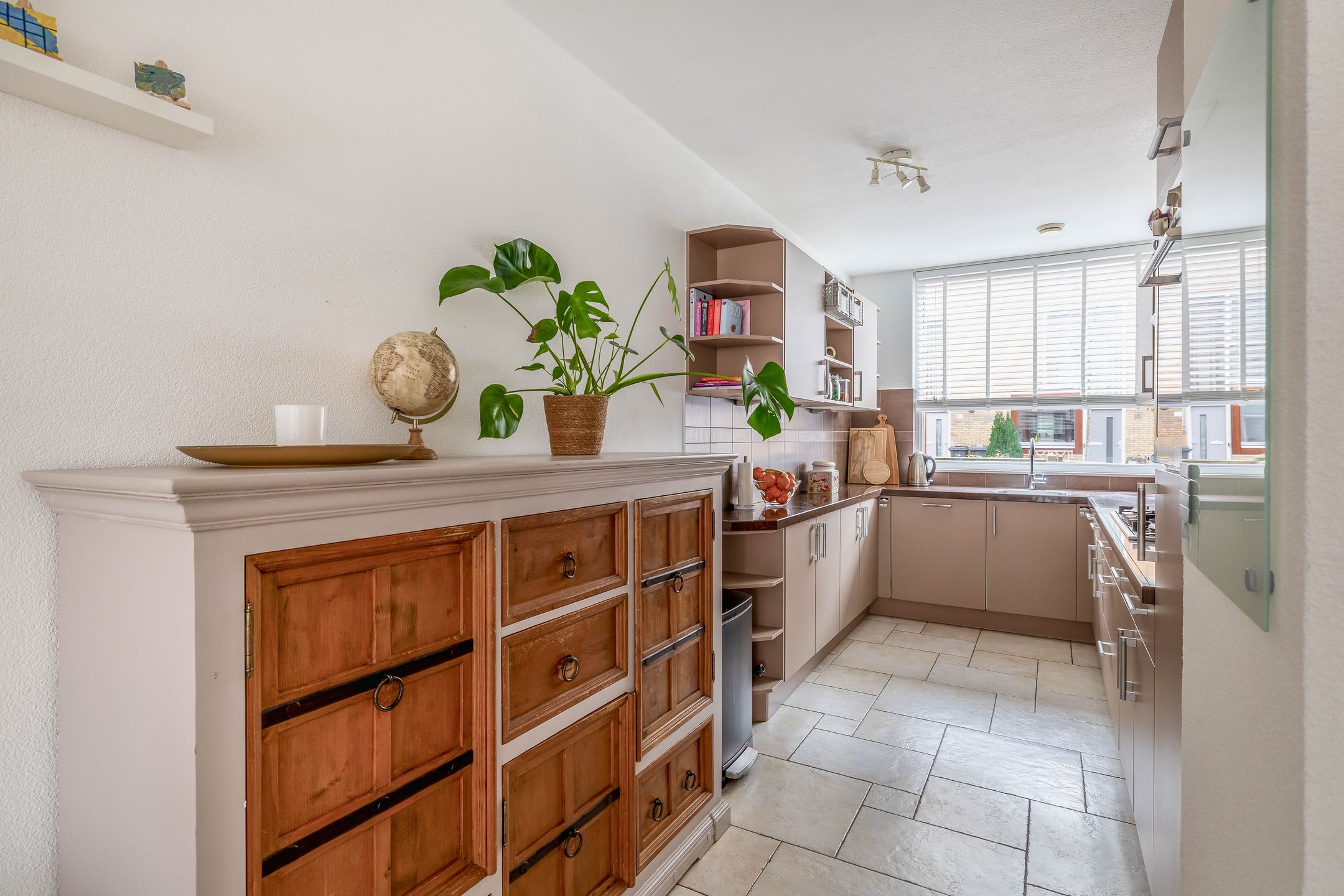 Foto 18 van Beugstraat 81