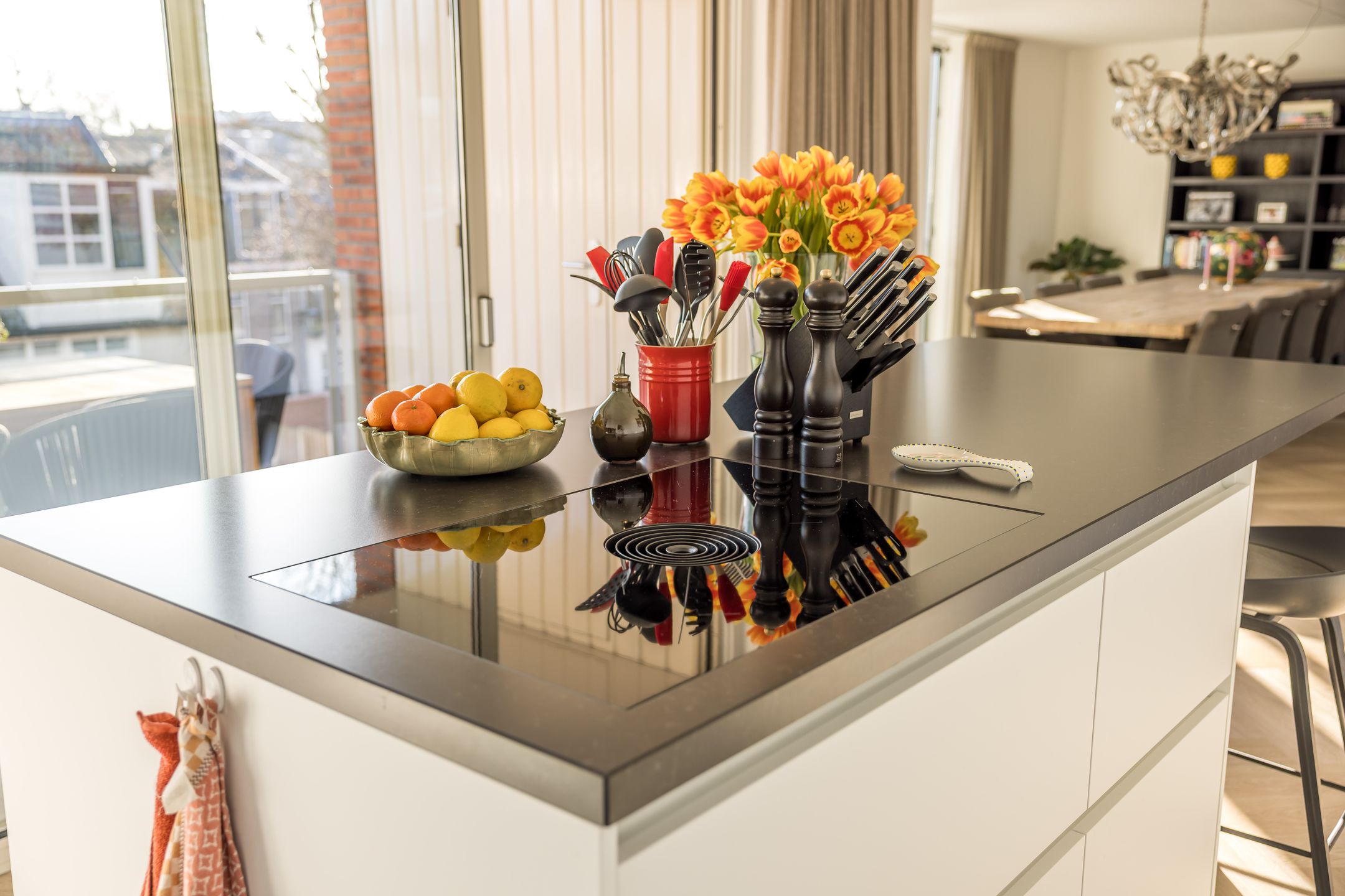 Spacious and luxurious 3-room apartment with balcony and parking in the heart of Utrecht — 15
