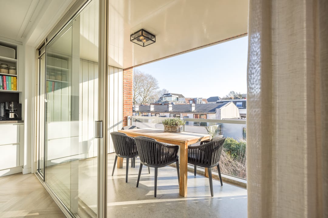 Spacious and luxurious 3-room apartment with balcony and parking in the heart of Utrecht — 19