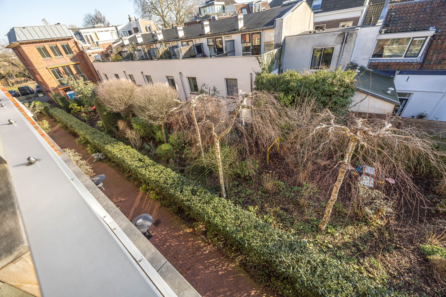 Spacious and luxurious 3-room apartment with balcony and parking in the heart of Utrecht — 22