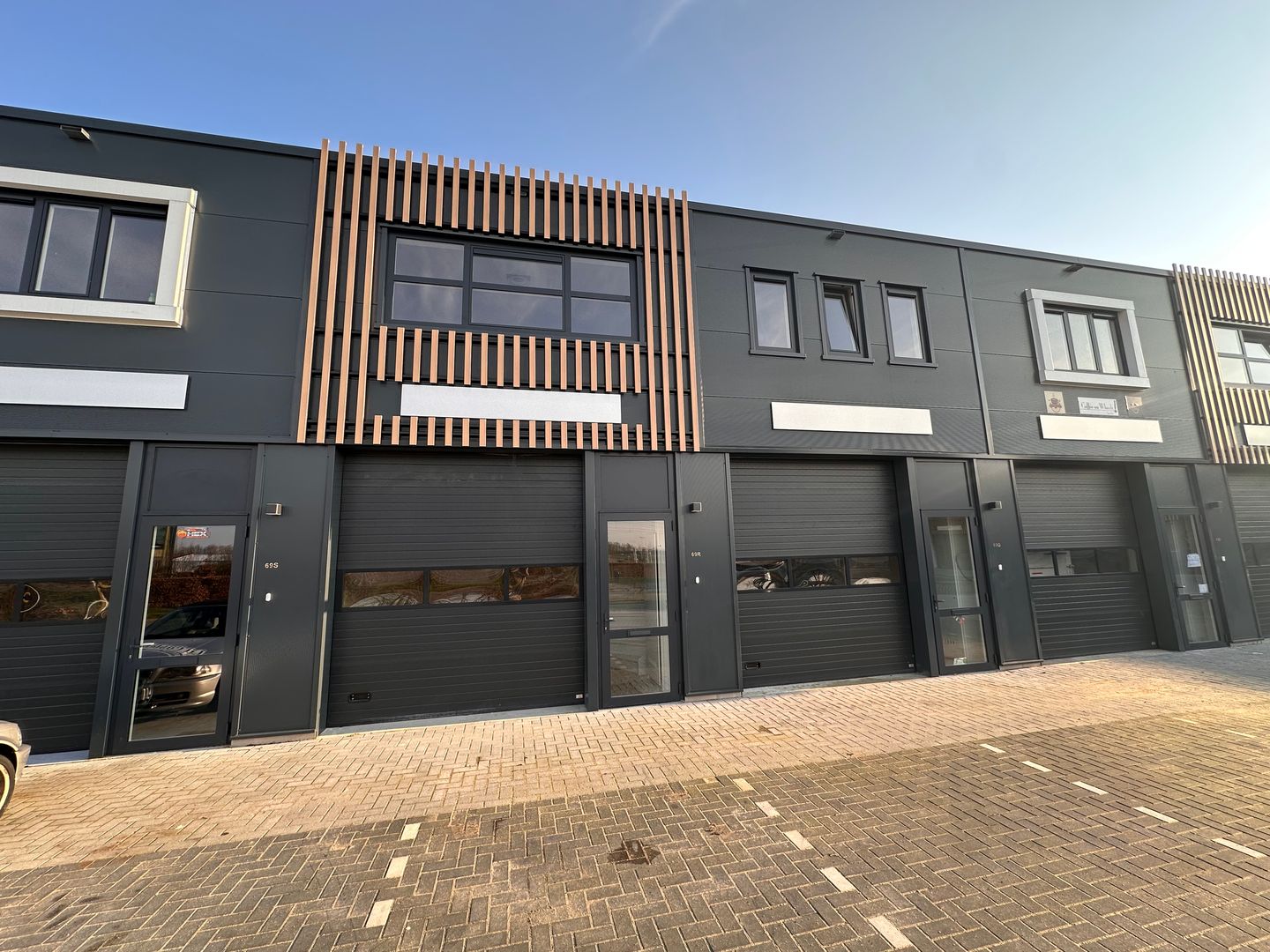 View photo 1 of De Stuwdam 69-R