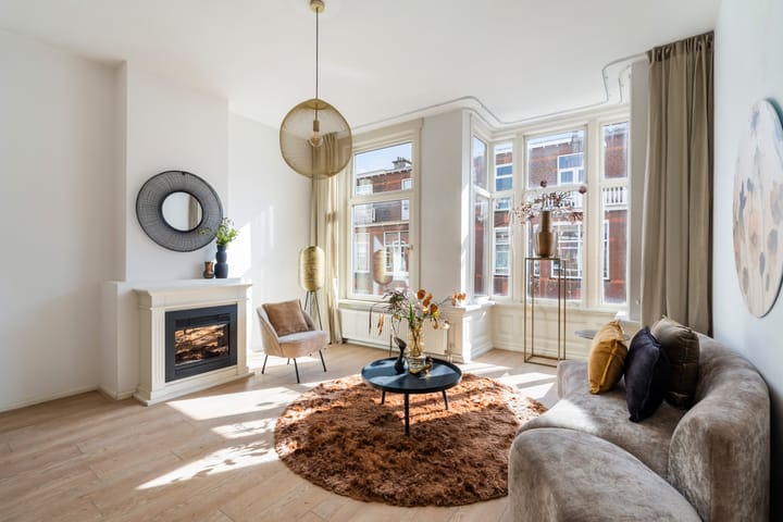 Photo 2 of Van Tuyllstraat 6