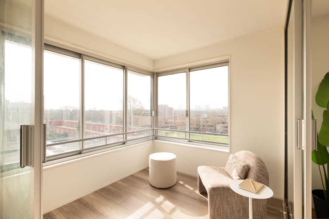 Foto 2 van Efua Sutherlandstraat 54