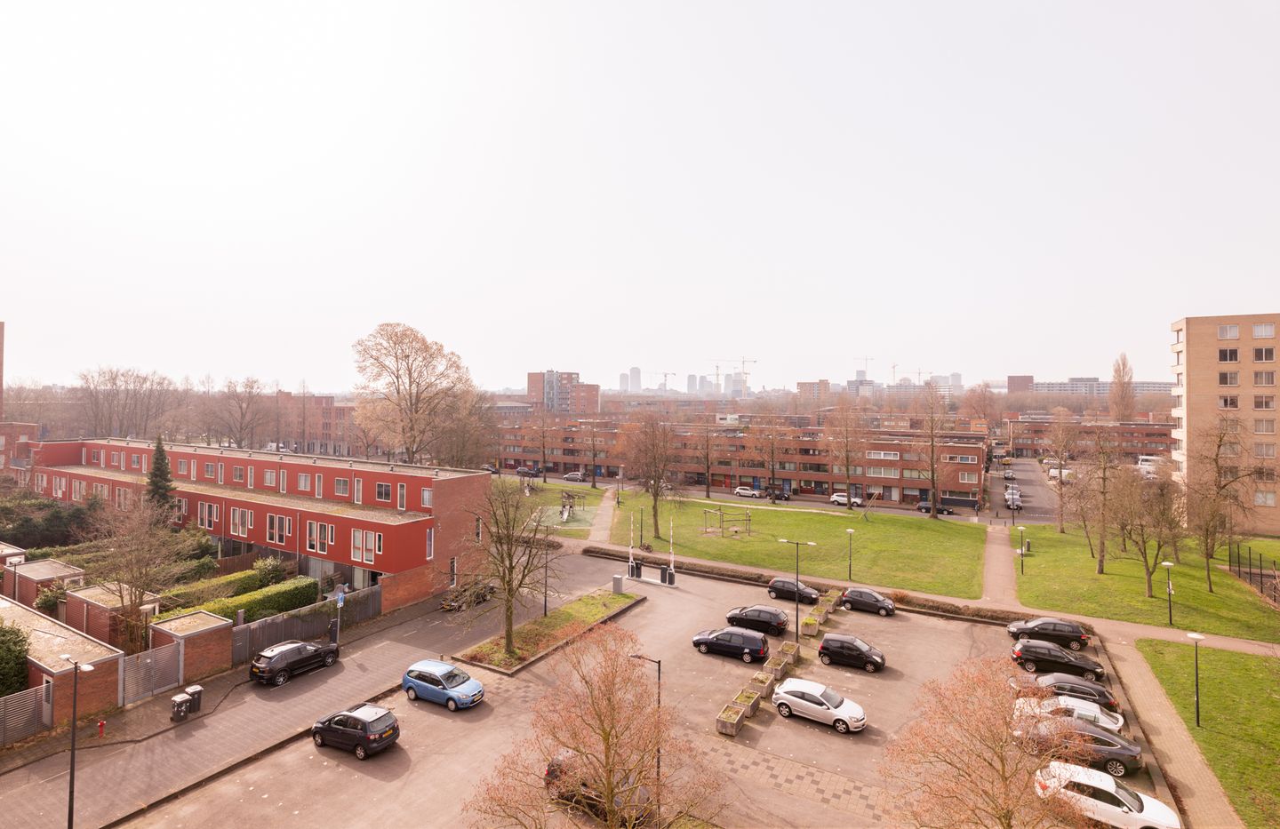 Foto 5 van Efua Sutherlandstraat 54