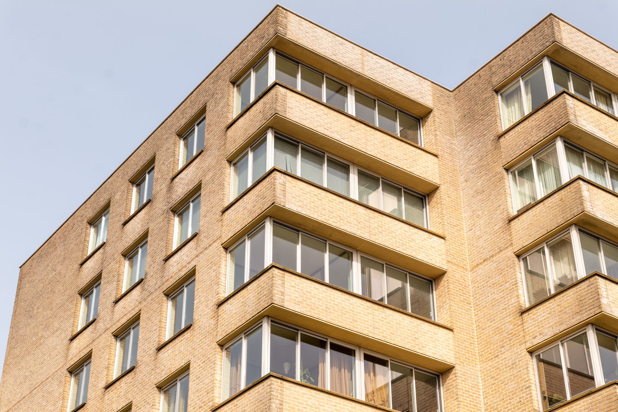 Foto 6 van Efua Sutherlandstraat 54