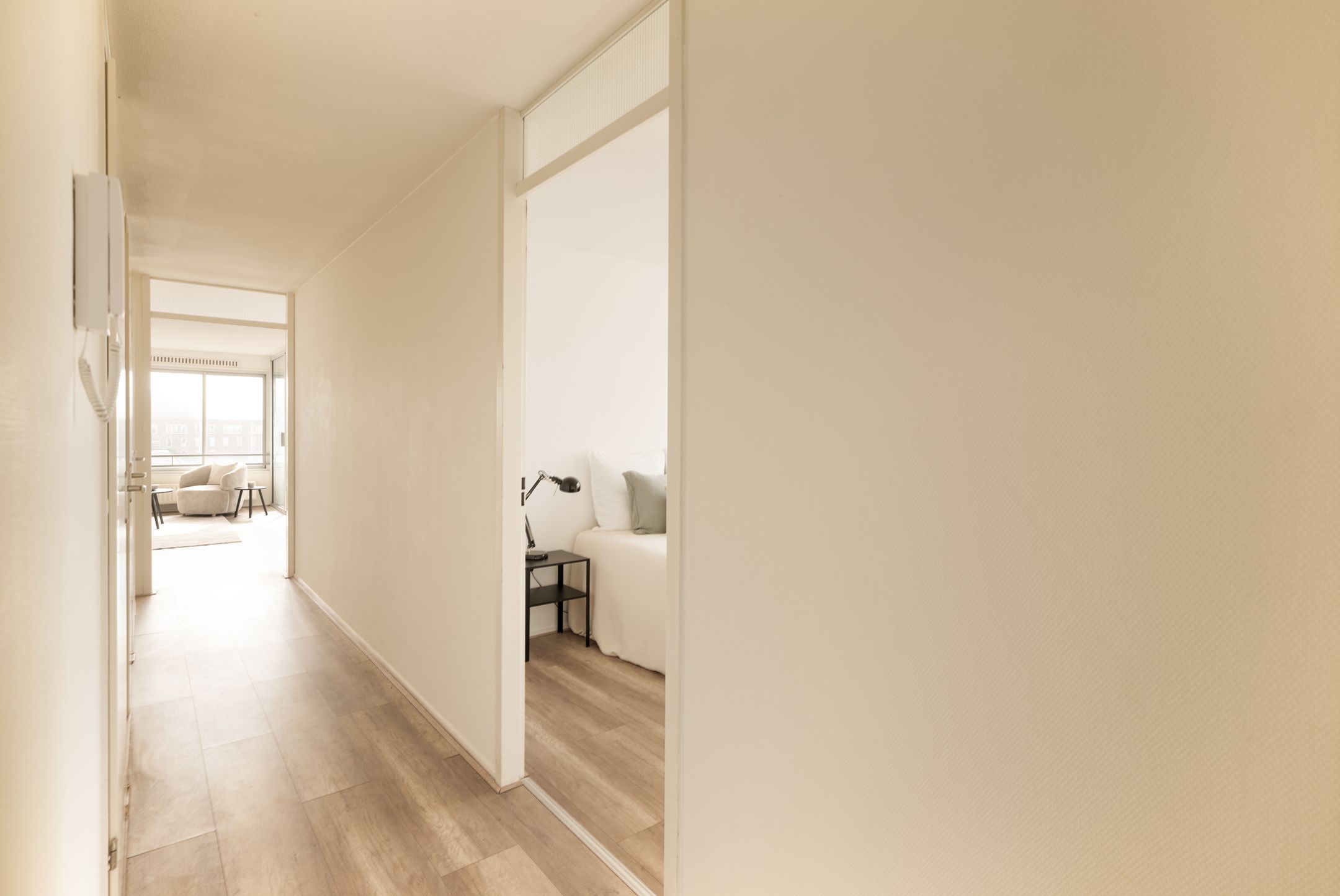 Foto 18 van Efua Sutherlandstraat 54