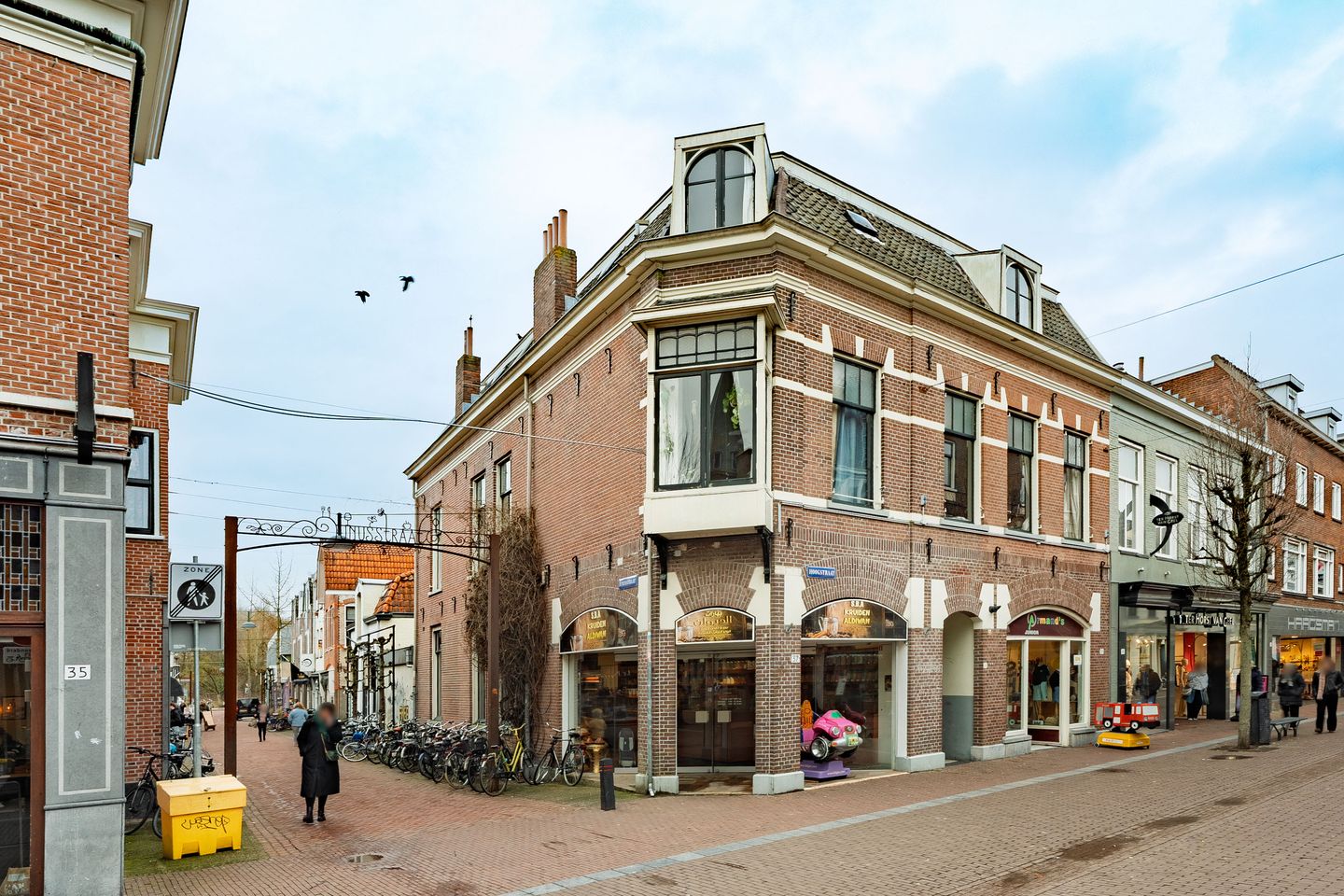 Bekijk foto 1 van Hoogstraat 37