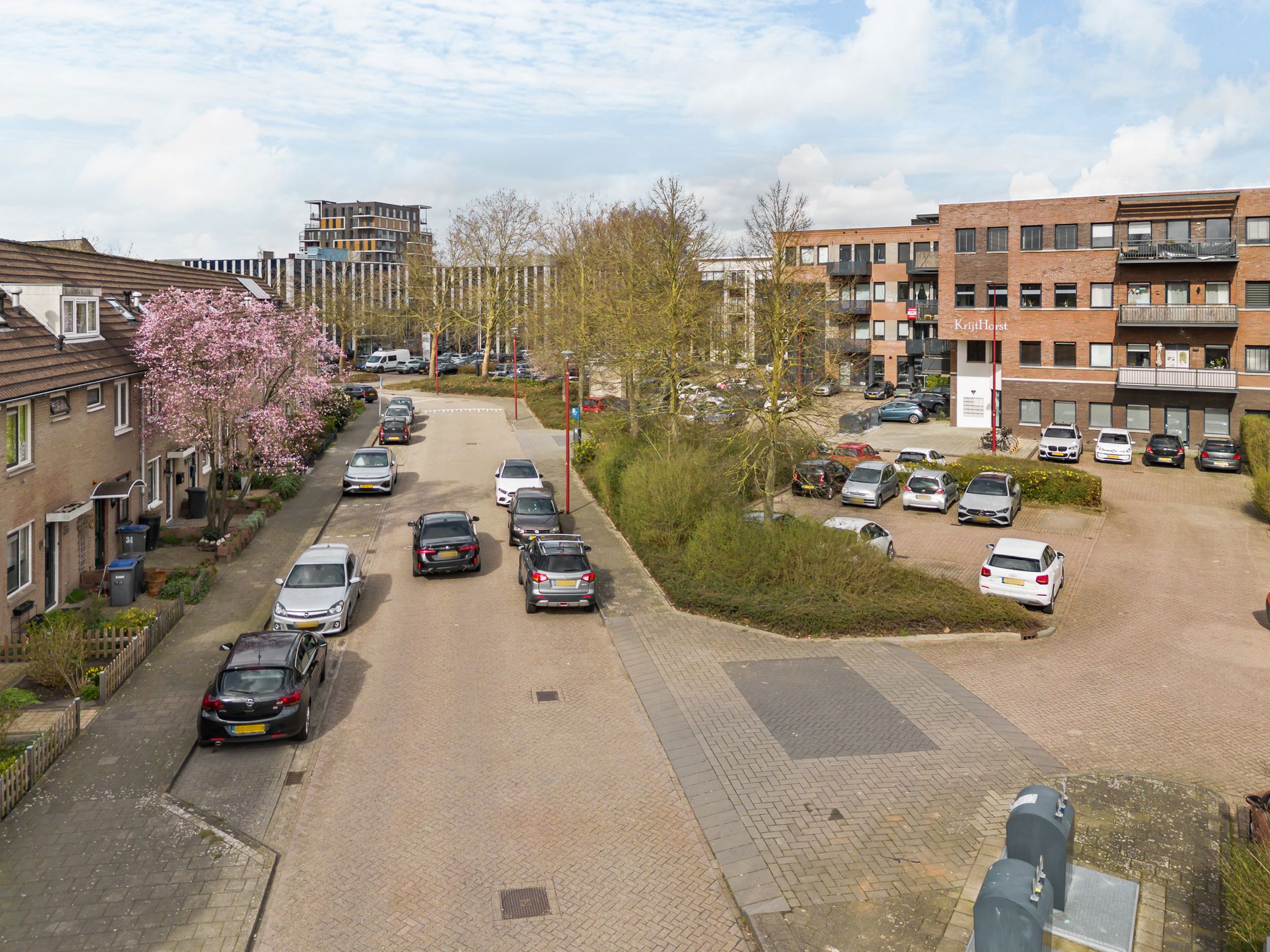 Modern 2-room apartment with balcony and parking in Merwestein — 25