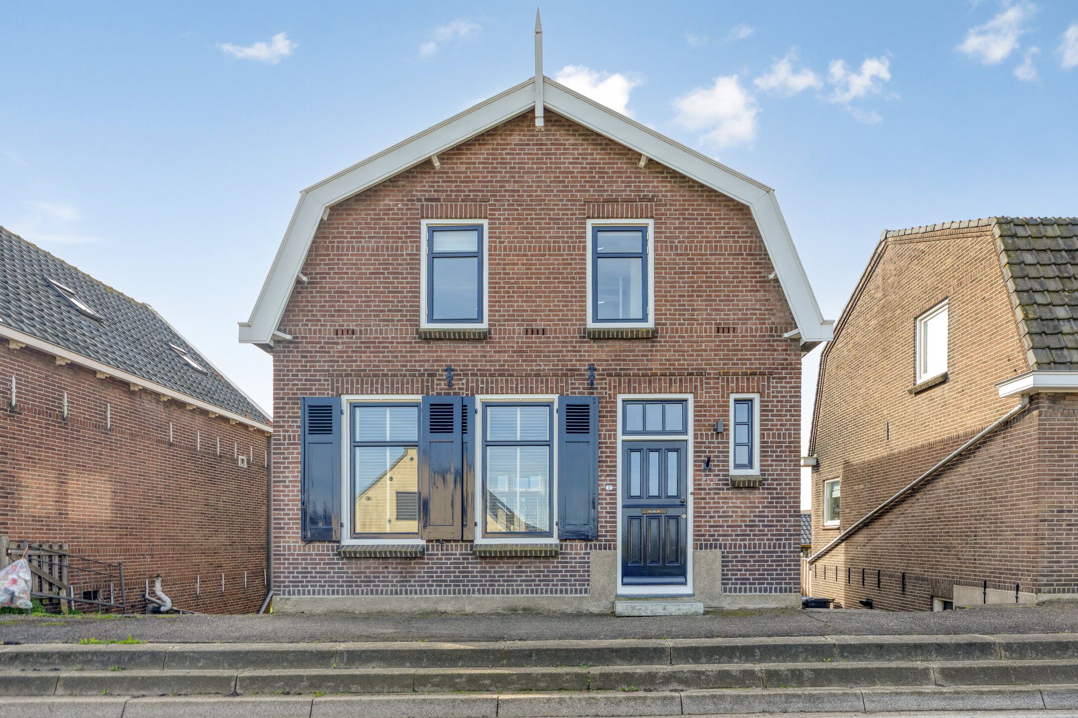 Buying a house in The Netherlands., Middelland 21