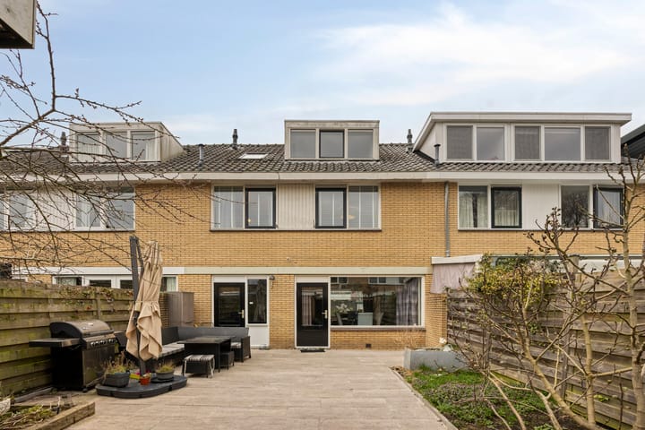 Foto 2 van In de Wolken 31