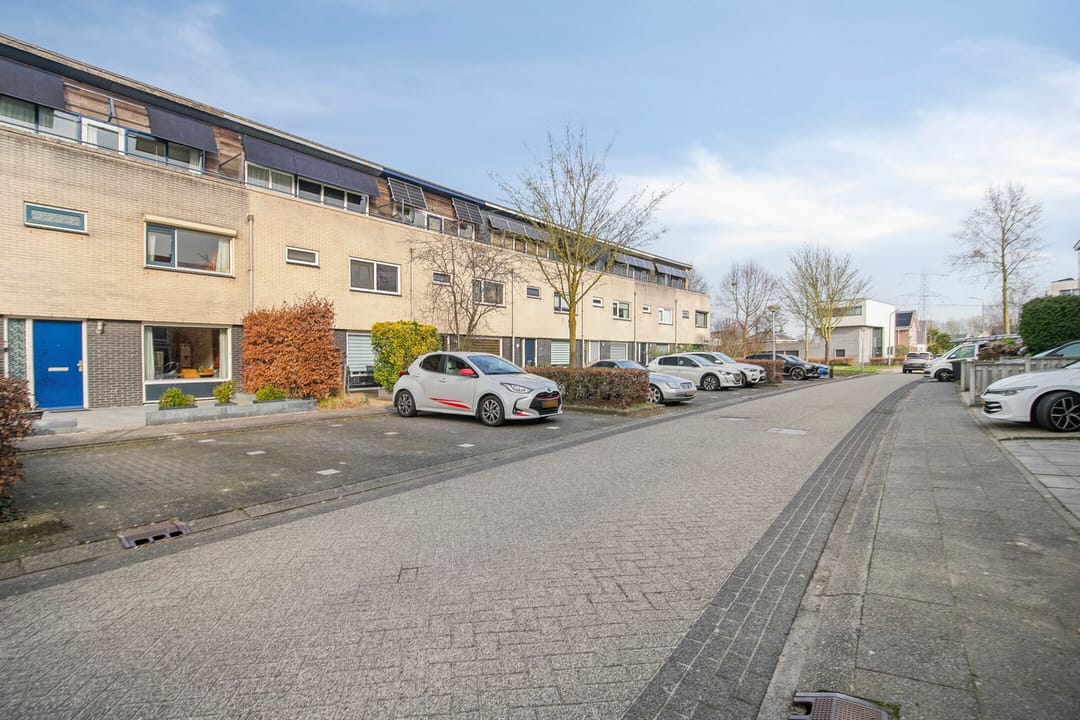 Photo 32 of Leo Gestelstraat 85